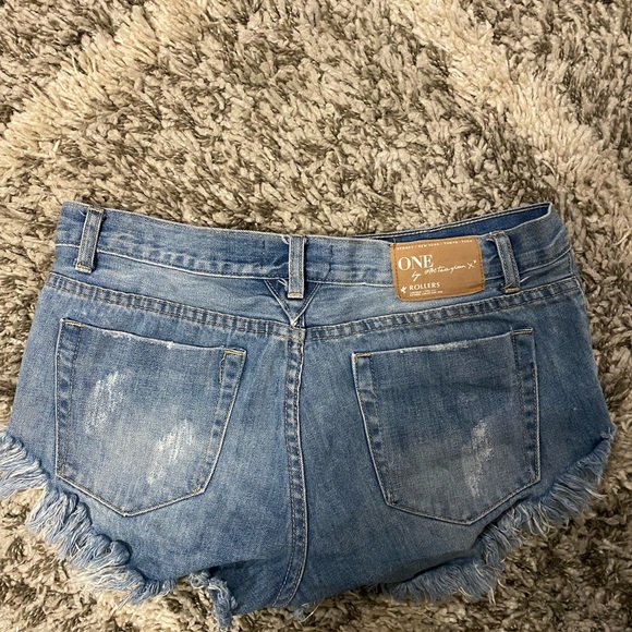 One Teaspoon denim shorts - Picture 2 of 2